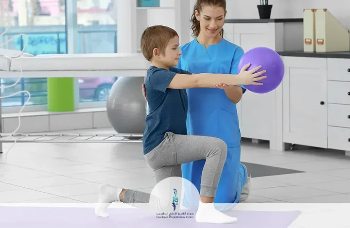 العلاج الطبيعي للأطفال الصغار