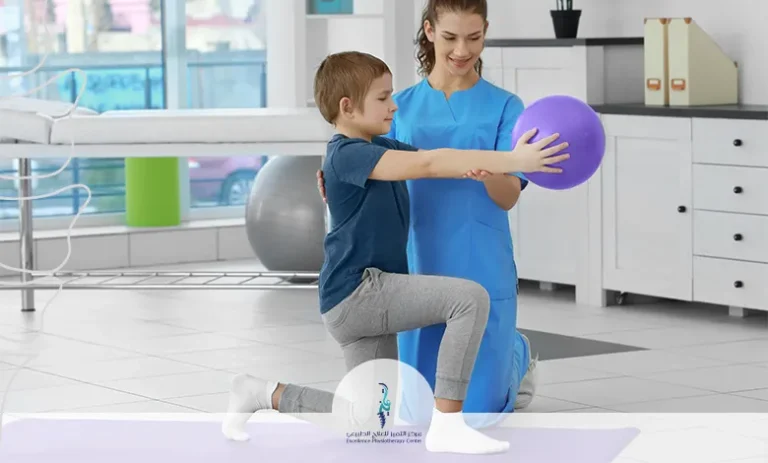 العلاج الطبيعي للأطفال الصغار