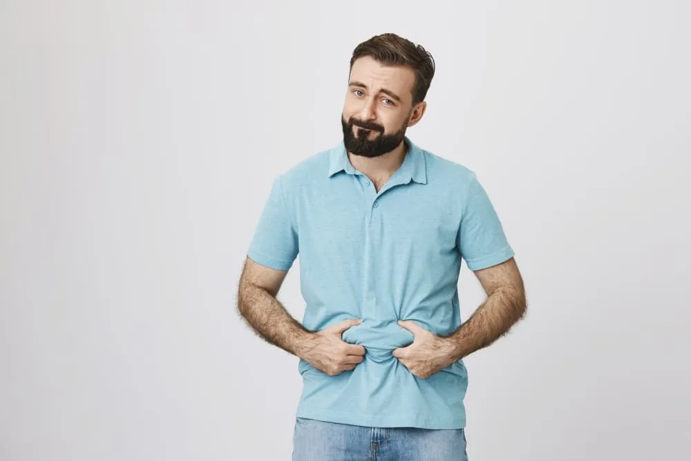 كيف اتخلص من احتباس السوائل بعد العمليات؟ دليل التعافي 3 احتباس السوائل بعد عملية شفط الدهون
